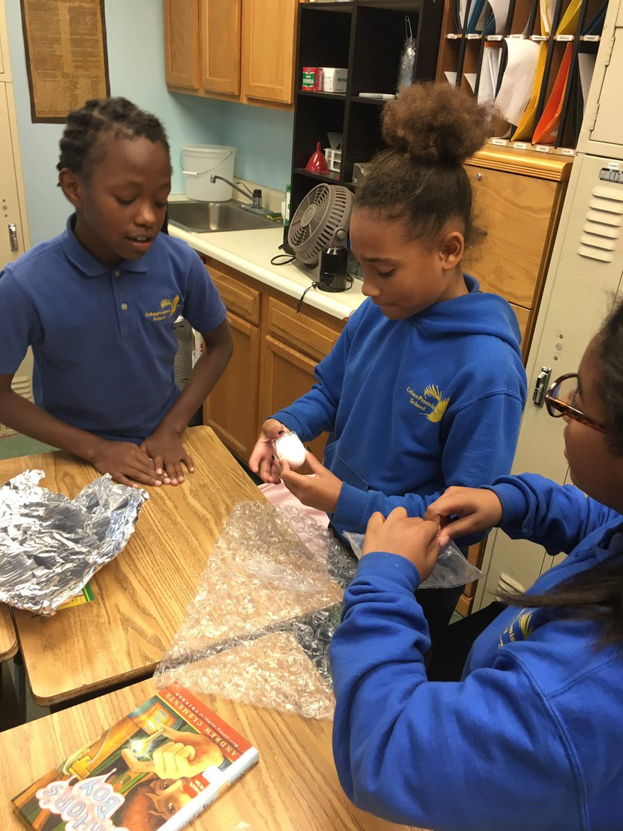 UrbanPromiseDE's tweet photo. On International Day of Women and Girls in Science, we thank our staff and volunteers who help to inspire our campers and students around Science, Technology, Engineering and Math!  We’re always looking for new volunteers to help inspire. #NetDE #WomenInScience https://t.co/NnirjFSEP0