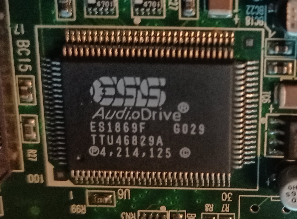 So let's see what's on here.We've got an ESS AudioDrive ES1869F.That's an all-in-one 16bit soundcard chip. It's got OPL3 support, IDE CD-ROM interface, MPU-401 emulation for MID, support for a game port, and an external DSP to let you build it into a modem.