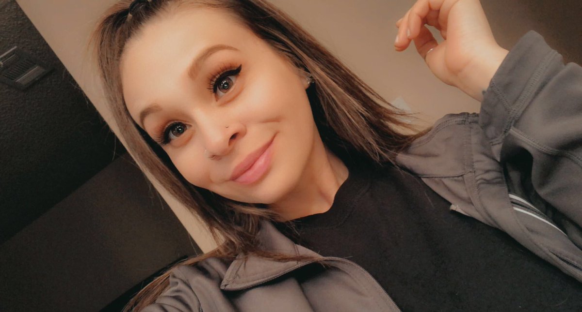 TheFemaleHoe's tweet photo. In case you guys forgot🥰❤️ https://t.co/rzi8cRkgZN