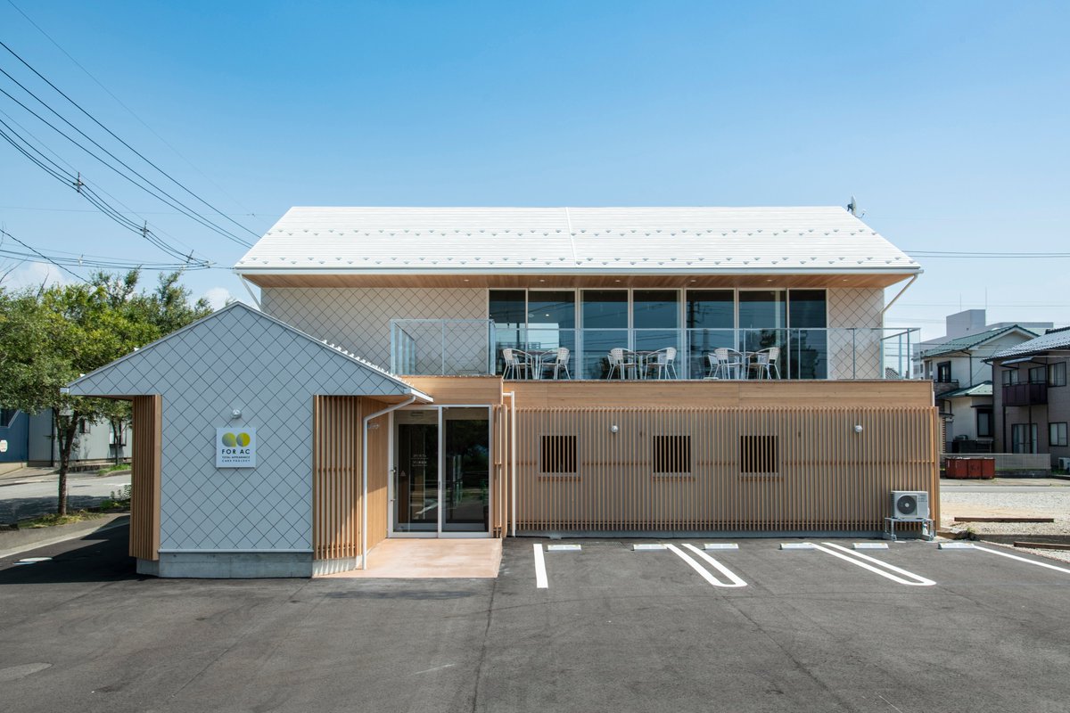 FORAC_PROJECT's tweet image. ／
ドライブスルー 調剤薬局💊 
＼

FORAC内灘店では、「お薬の受付・受け取り・支払い」まで全て車🚙に乗ったまま行えます。

＃ＦＯＲＡＣ　＃アピアランスケア　＃外見ケア　＃石川県　＃調剤薬局　＃ドライブスルー