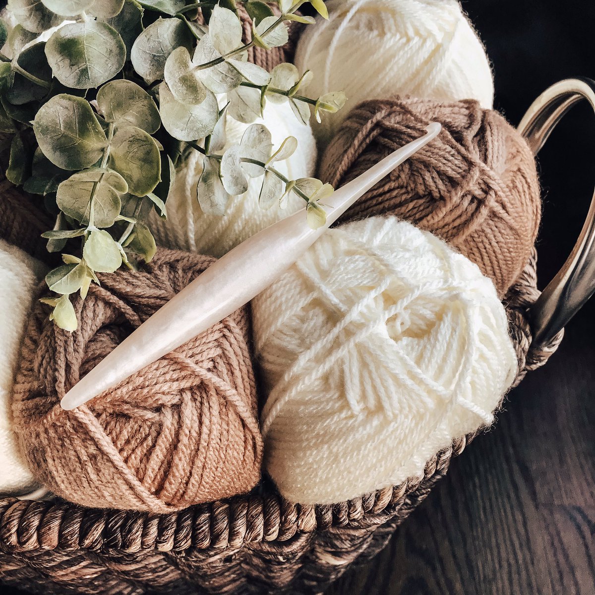 TalesofKnots's tweet photo. There’s a mystery crochet-a-long going on in the Crochetmous Crew Facebook group! Come and join us to find out what we’re up to, and be in to win some fabulous prices! https://t.co/gbpVLWydyn https://t.co/7yeb4EmL7Q