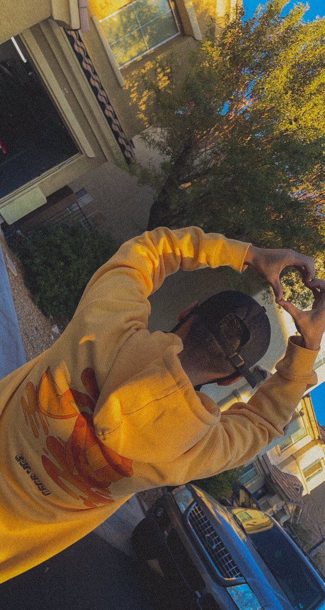 OLCLOTHING's tweet photo. 🧡🍊 https://t.co/0iUmME2MMH