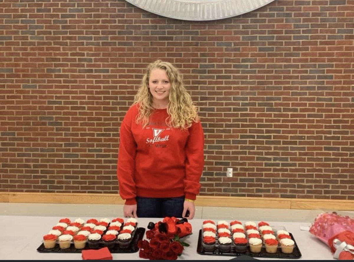 alcoa_softball's tweet photo. Congrats to @kalo2021 for signing today with @UVAWiseSB 🥎🥎🥎@UVAWiseCavs 🥎🥎🥎 #ProudTornadoes 🌪🥎 https://t.co/blRH3oaAmQ