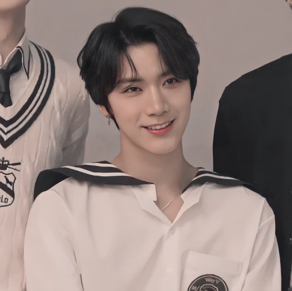 Fluffy_TEN_+•10 ❤ tweet media