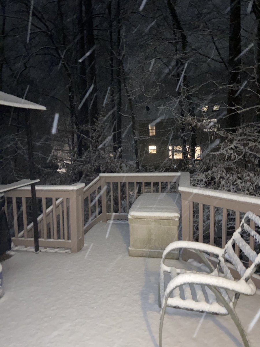cvillelambo's tweet photo. @TravisKoshko Over an inch, closer to two! Forest Lakes North #deckcam https://t.co/wn6LPIGz6T