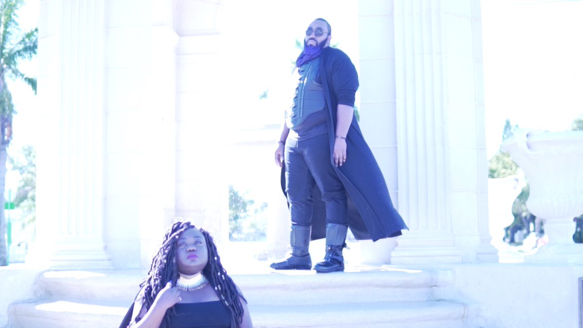 Fudakochi's tweet photo. All I Know” this one is for the lovers... #Purpleloveday
2/14 New Music #purpleloveday.
2 More Days
Pre-order now - link in bio
We walk in Light
#purple #newmusicalert #soulternative #love #LA #UK #Japan #afrofuturism #space # #alternativernb https://t.co/27yzvPmXFm