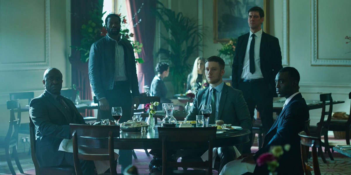 #مسلسل 
Gangs of London 2020

يحكي اغتيال رئيس اقوى عائلة اجرامية في #لندن  لتندلع بعدها بعدها شرارة الإجرام بـ لندن 👌🏽

🔹التقييم ٨.١/١٠
🔹 جريمة
🔹 متوفر على Egybest و أمازون برايم وقريباً على #نتفلكس

#سينما #افلام #توصيات_سينمائية