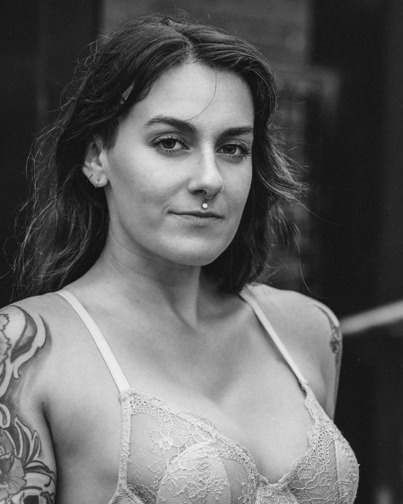 MBS_Photo's tweet photo. #throwbackthursday all the way back to October with @clara_hope883
.
.
.
.
.
#under10kportraits #rva #rvaphotographer #rvaphotography #modelsearch #vamodels #unsignedmodel #modelscout #portrait #portraits_ig #persuitofportraits #globalportraits #blogger #instagood #fitchick … https://t.co/BYhQloYPNF