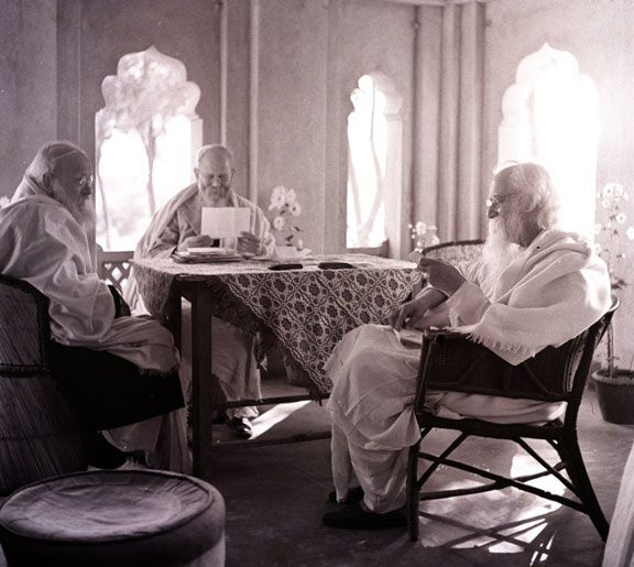 ENjoydeepLY's tweet photo. দীনবন্ধু এন্ড্রুজ #CFAndrews with Rabindranath Tagore and Ramananda ChattopadhyaY https://t.co/0MaC7Zaw3V