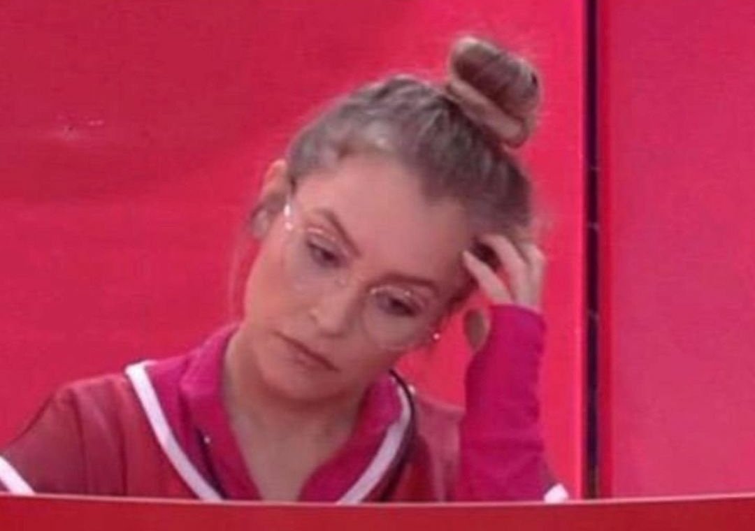 A Carla representando o Brasil com a Liderança da Karol Conká #BBB21 #ProvaDoLider #REDEBBB21