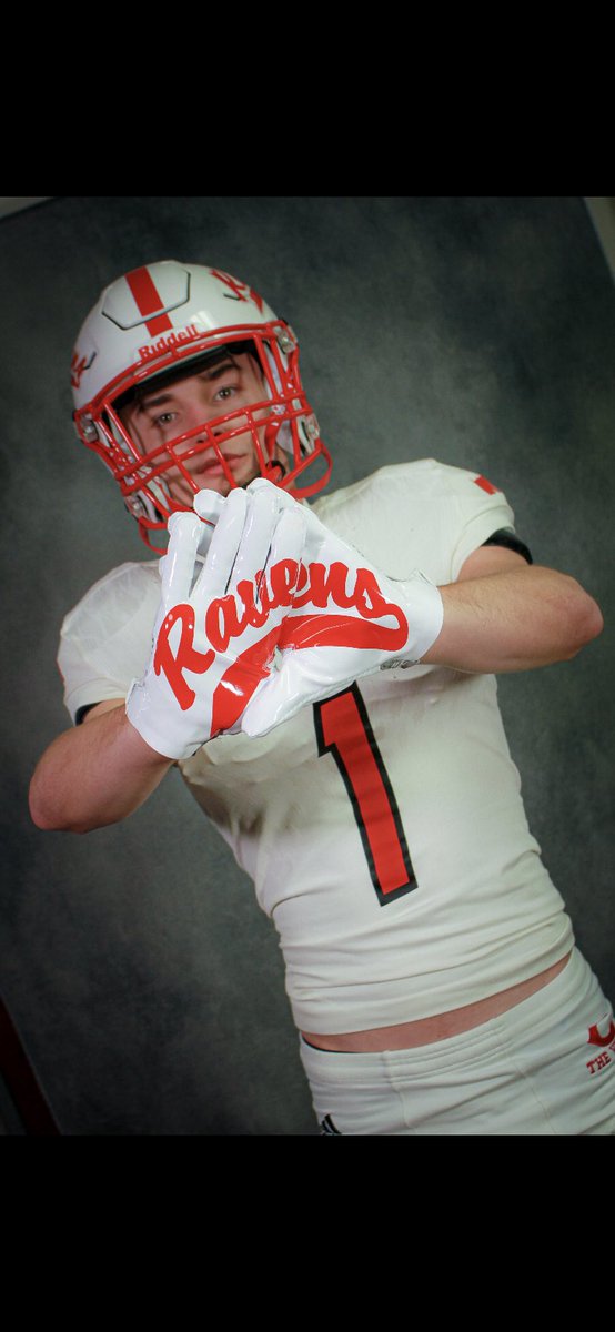 After a long process I’ve decided to commit to Coffeyville CC! Blessed to be a Red Raven! @ravensftbhc <a href="/coach_dobler/">Nick Dobler</a> <a href="/Del_Excel/">Coach Del Howard</a> <a href="/ryan_cornelsen/">Ryan cornelsen</a>