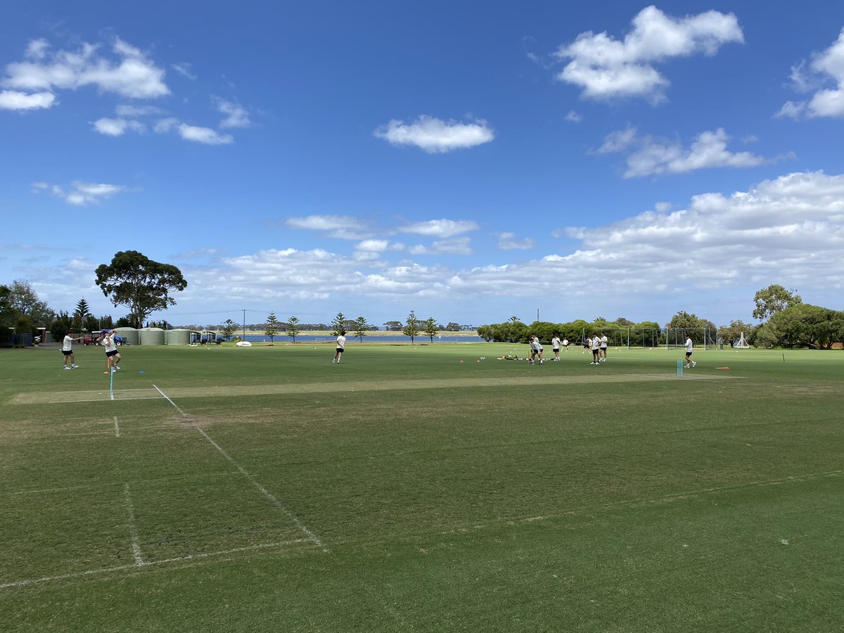 RitchieBrent's tweet photo. Beautiful conditions here at Geelong Grammar School for @APS_Sport Cricket. Geelong Grammar won the toss &amp; will bat first against @Haileybury in today’s T20 beginning at 3.00pm. https://t.co/QUfQT2hGpf