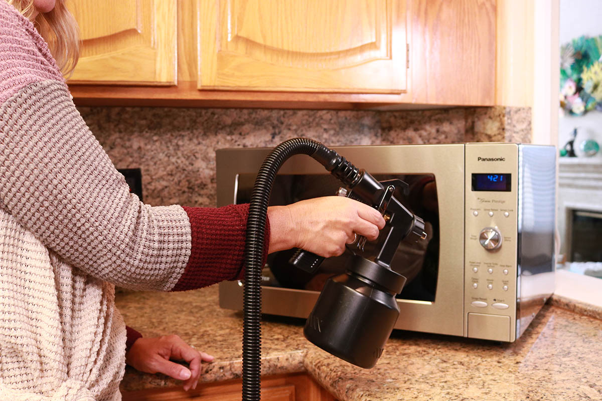 DrSprayers's tweet image. DR Sprayers systems are perfect for disinfecting high traffic surfaces as well as bathrooms, locker rooms, gyms and gym equipment, food preparation areas,  in less time than manual wipe-on disinfectant.
drsprayers.com

#Covid19 #health #safety