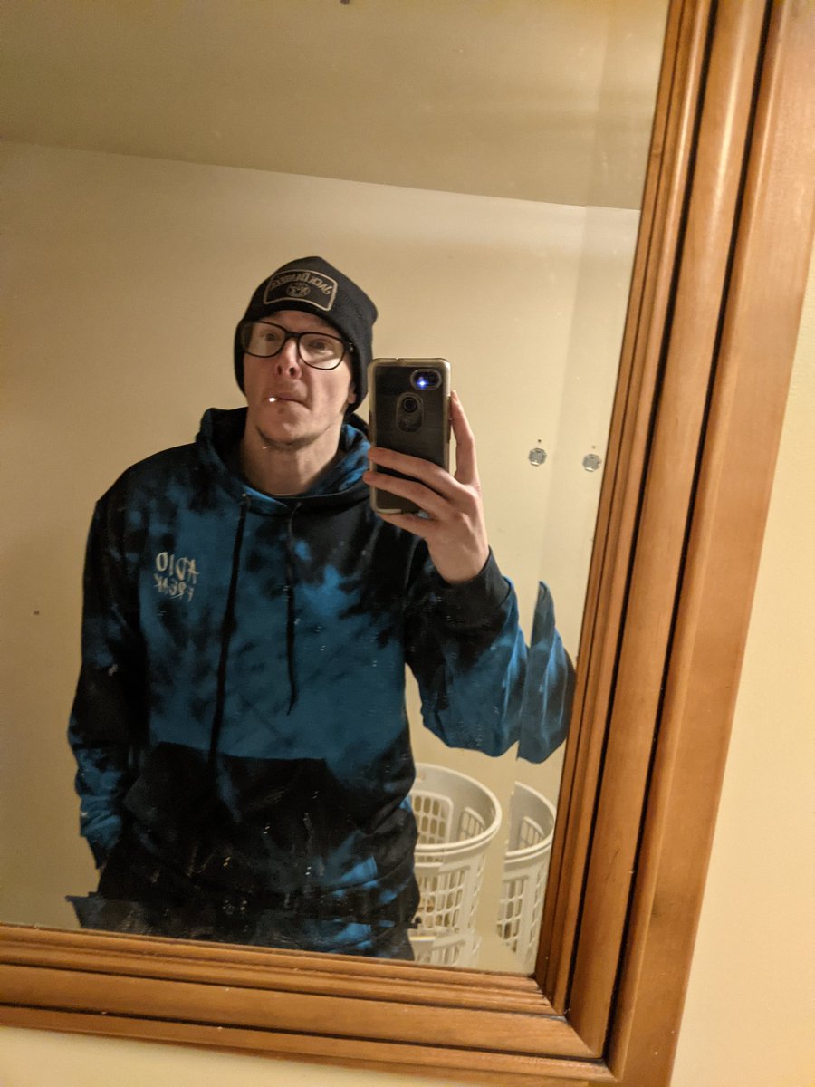 Ernie_Bang's tweet photo. OMG I get to be the baddest bitch in the bowling alley second week in a row 🤯shout out to @Adiofreak and @StreamerLootCo1 #lightTheBeacons https://t.co/GUKrixKPQR