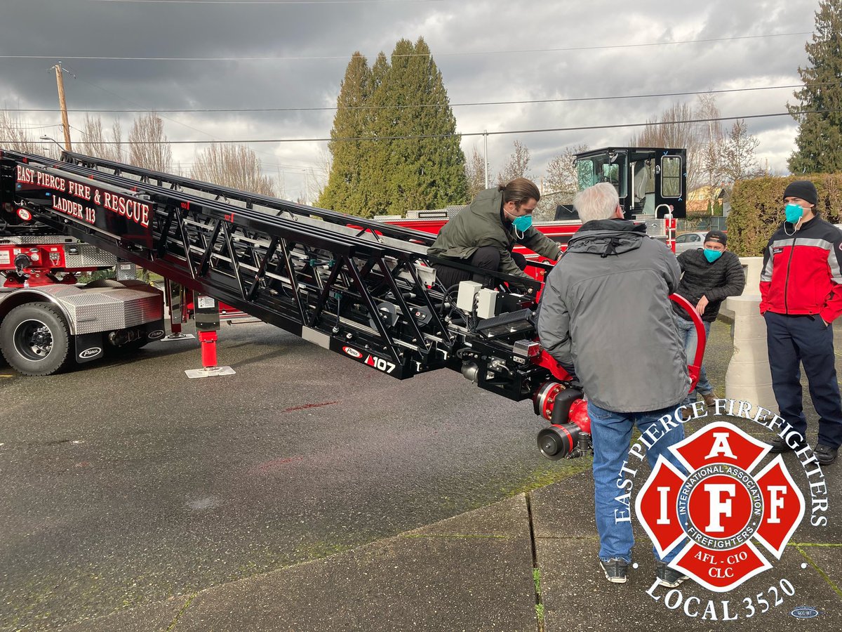EastPierceFFs's tweet photo. The Ladder 113 crews spent their morning getting a manufacturer orientation from Pierce Mfg! More oversight for our crews so we can safely and better serve you!
#IAFF #Truck113 #Ladder113 https://t.co/V7H5unCd35