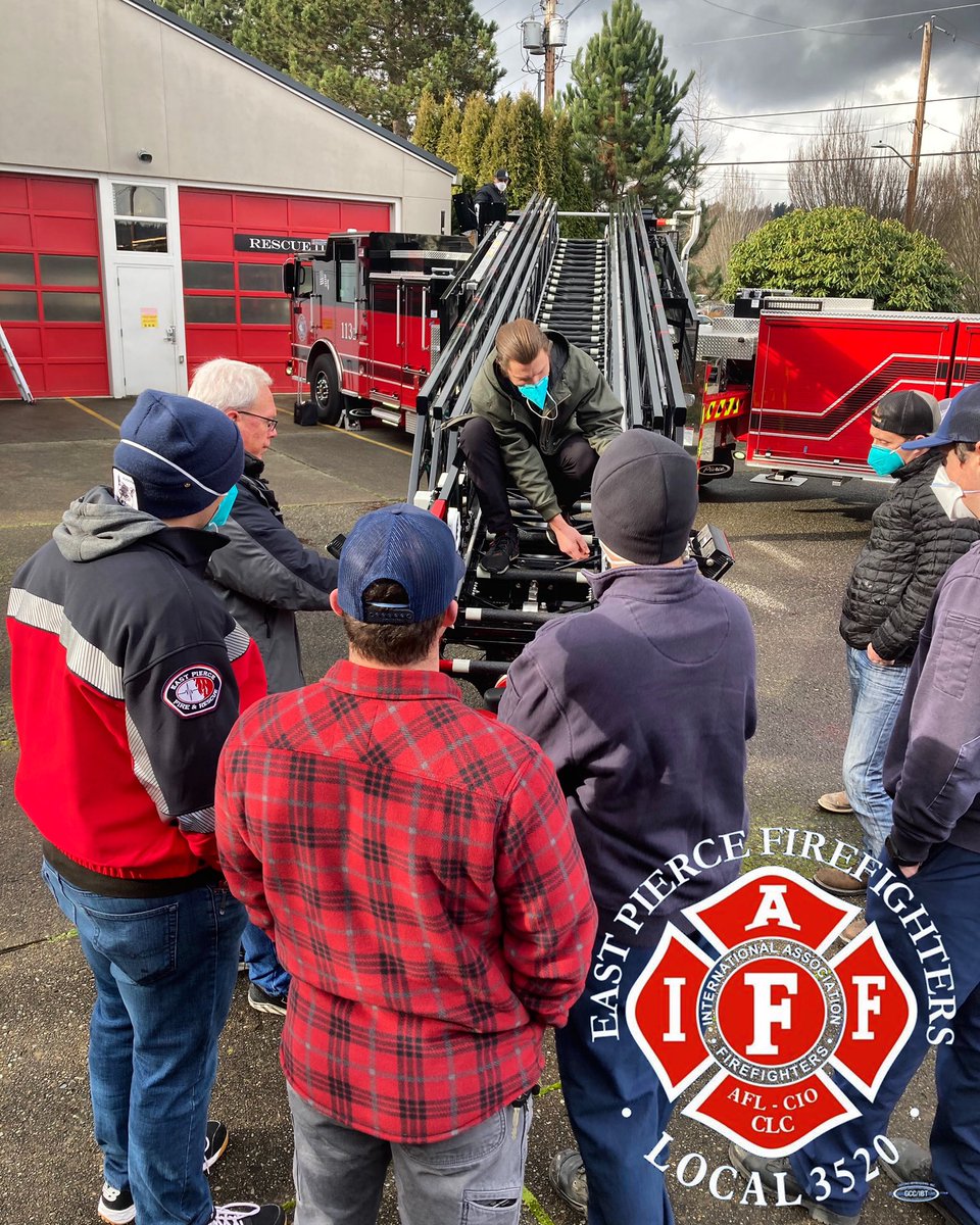 EastPierceFFs's tweet photo. The Ladder 113 crews spent their morning getting a manufacturer orientation from Pierce Mfg! More oversight for our crews so we can safely and better serve you!
#IAFF #Truck113 #Ladder113 https://t.co/V7H5unCd35