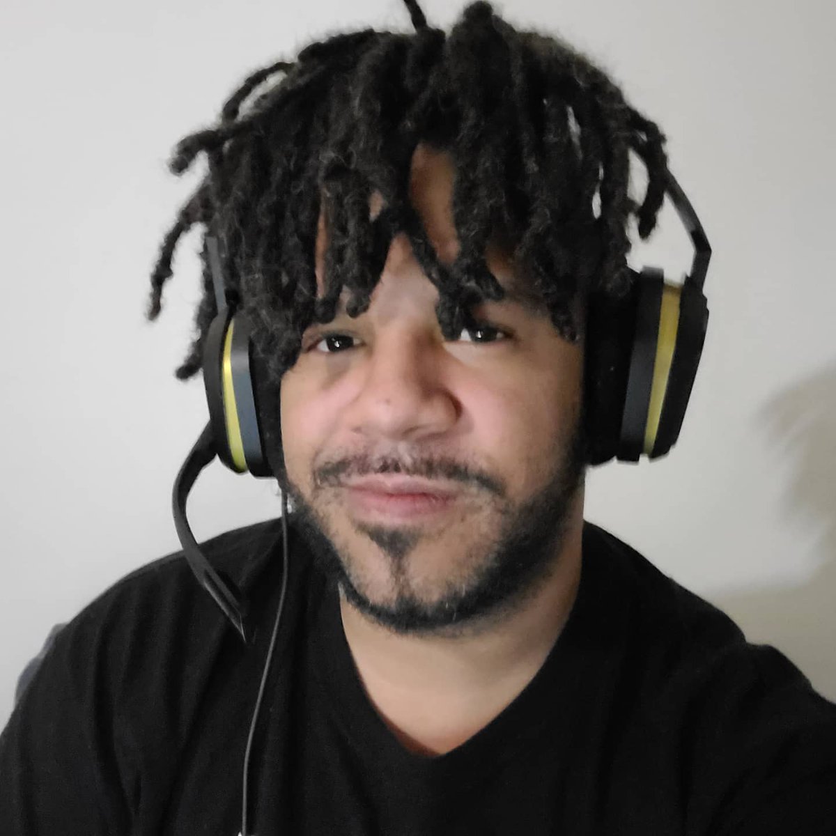  @RaffyRegulus is a Boricua non-binary/trans gamer and the Co-founder and President of  @OfficialNYCG. NYC Gaymers is a nonprofit dedicated to uplifting the narratives and experiences of LGBTQIA+ Gamers and people throughout our communities. Support: $RaffyRegulus