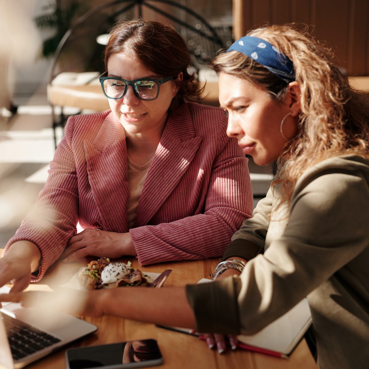 money_tilly's tweet photo. Asking for a raise from your employer can be a difficult conversation in a positive economic environment, let alone during a global pandemic.

Read our latest article: https://t.co/TF5zncYlfR

#covid #coronavirus #raise #money #wealth #finance #employee #workingwoman https://t.co/aLeaTpOJHT