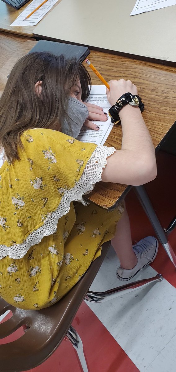 MrsWoolverton's tweet photo. Reading strategies 🙂 #Interventiontime #UNWRAP #useyourstrategies @CISDMartin https://t.co/wrgSVrllVn