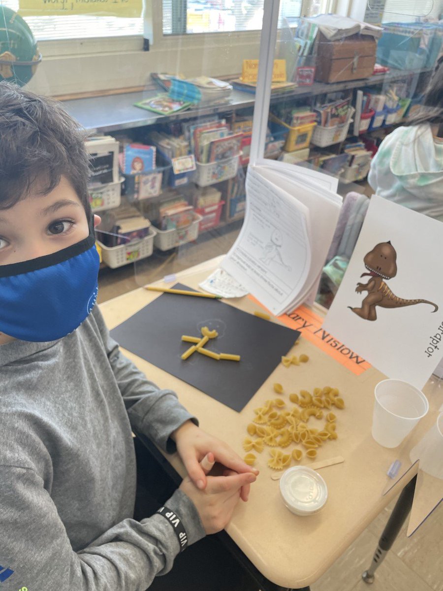perlesmagnet's tweet photo. 3rd grade STEAM students research dinosaurs and made their own pasta skeletons.  #STEAM #fossils https://t.co/RWEhDtgr2P