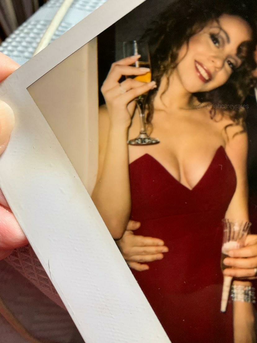 careybling's tweet photo. Rare pictures of Mariah Carey backstage of the MSG show during the Music Box Tour (1993) https://t.co/wNeUPGcSCu