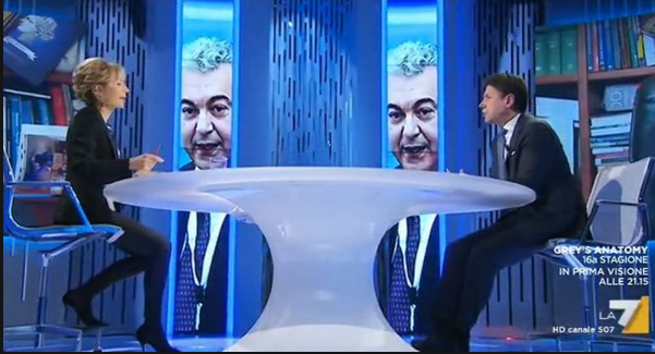 guttolo's tweet photo. [BREAKING NEWS] Otto e Mezzo, Lilli Gruber lascia finire una frase a uno dei suoi ospiti

#ottoemezzo #ottoemezzola7 #Gruber #La7  #Rapido #EQuindi https://t.co/8MnvIKneYW