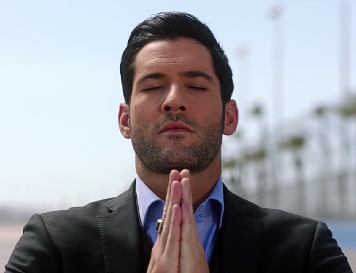 Tom Ellis as an otter a thread