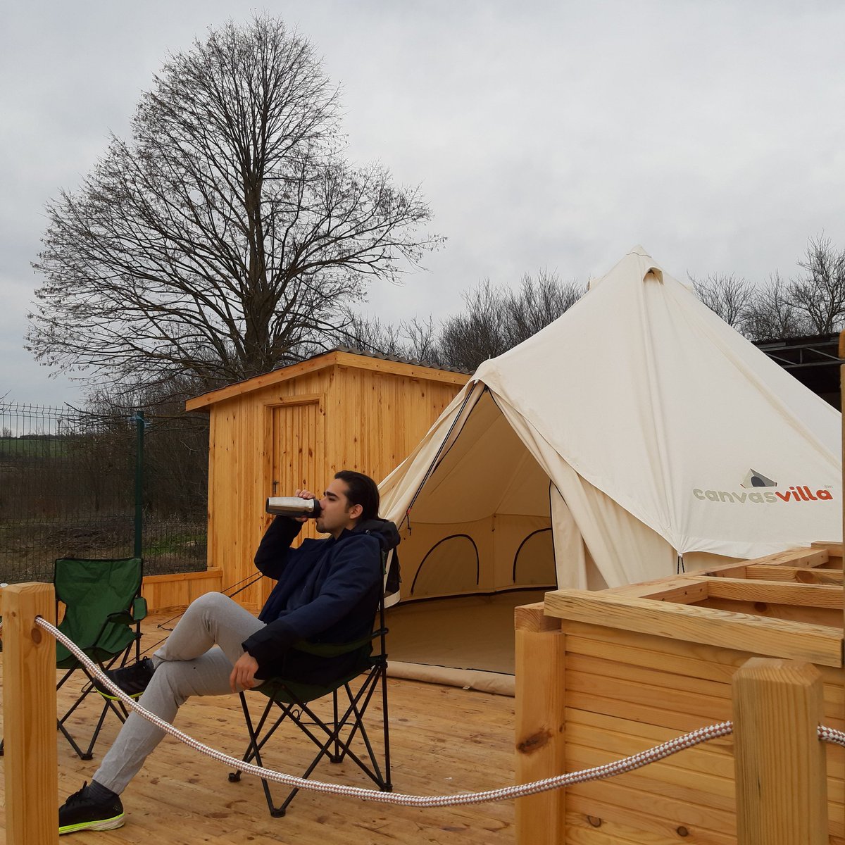 Canvasvilla & Chill 🏕️🌲
.
#glamping #glamper #belltent #canvasvilla #whitepearl500 #popuphotel #stayglamping #staycation 
#campsite #campinglife #tent #camping #campinginstyle #luxurycamping #glampinglife #glampingnotcamping #experience #travel #photography  #outdoor