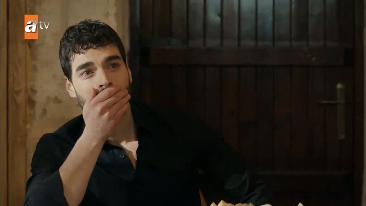 This is uncomfortable bc it takes us ages back in M’s character development. He went from aggressive avenger, to a boy looking for forgiveness, to a man deeply in love but conflicted and then to a strong mature&confident husband willing to fight the world for his family.  #Hercai