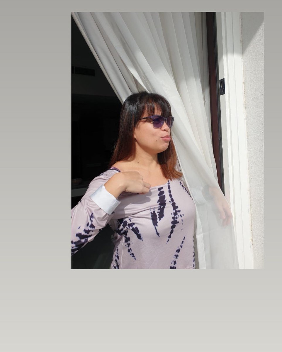 yvettediangson's tweet image. Who’s being weird ‘coz weekend’s coming up?? 🤪

#candid #awkwardhand #meanttobedeletedbutwillkeepfornow 😅