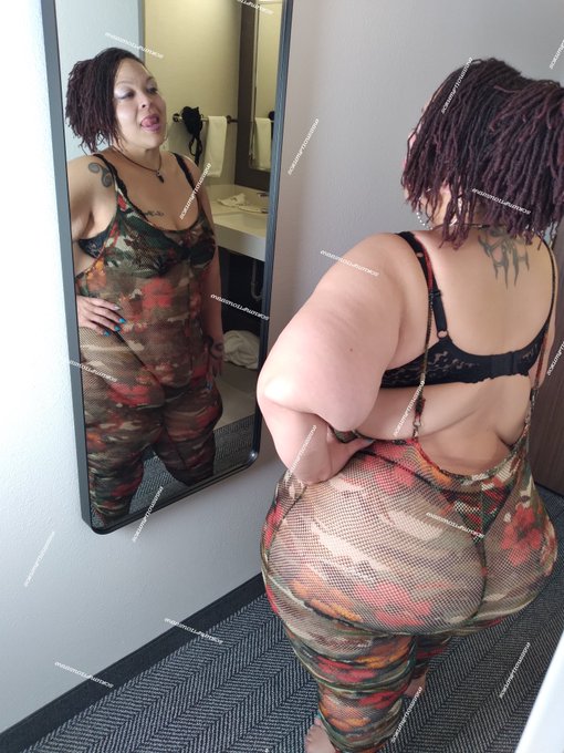 Come see me 😘😘😘https://t.co/SQPbBCUKzf https://t.co/LWpPBbjtSw