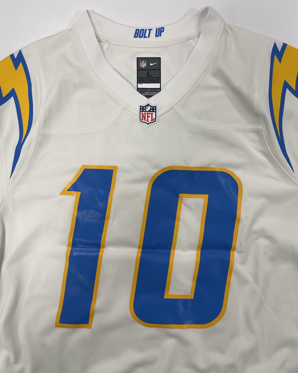 chargers tweet picture