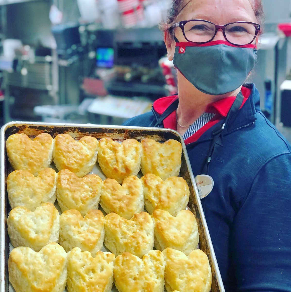 💜 biscuits are HERE‼️
We are spreading some LOVE in Red Oak TOMORROW morning 🗓 
Visit us for breakfast between 
7️⃣ - 8️⃣am and receive a FREE ITEM for a future visit 🙌🏽 🐮