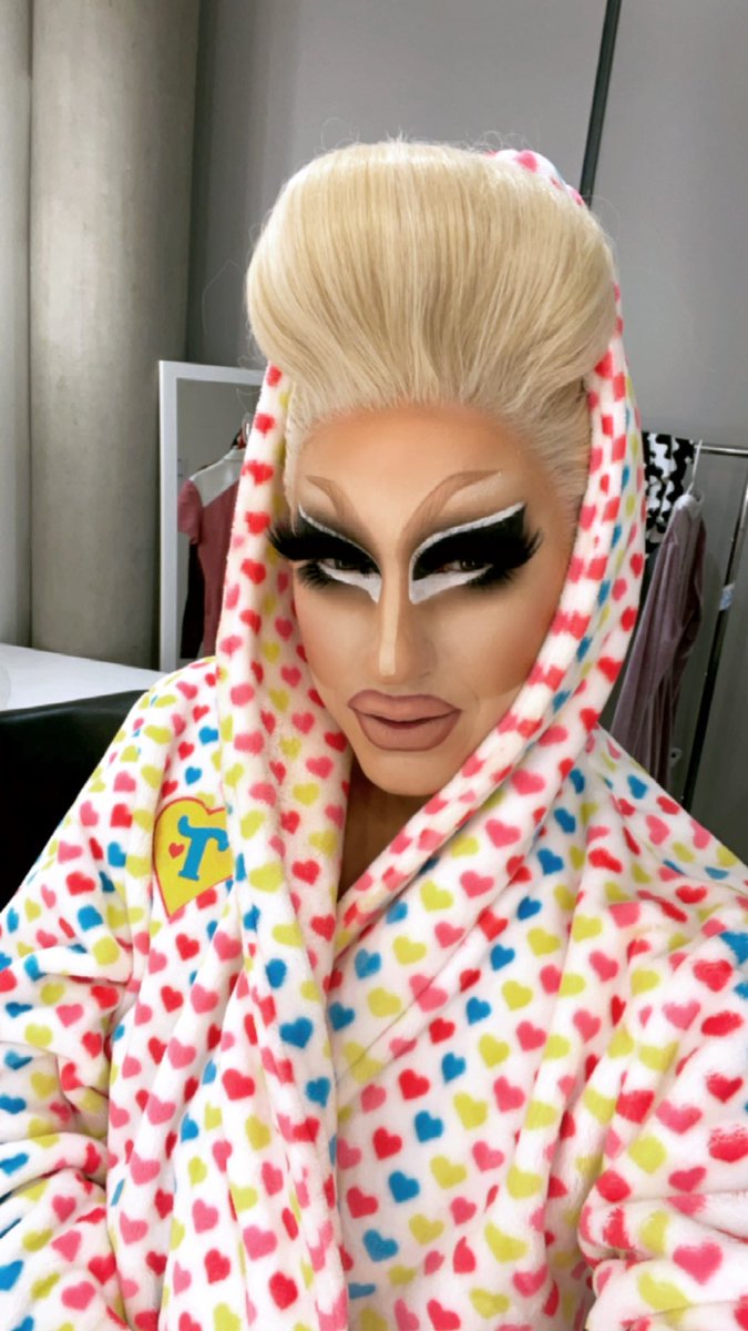 trixiemattel's tweet photo. New robe comes out tomorrow at @TrixieCosmetics ! https://t.co/8I3FDP0e2x