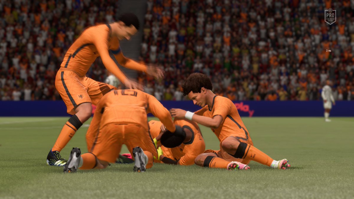 KNOCK KNOCK MF🇳🇱⚽️🎮 tweet media