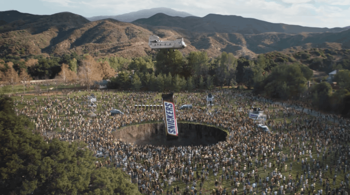 The_Clios's tweet photo. #TBT to the 2020 #SuperClio winner.
π @SNICKERS "#SnickersFixTheWorld" by @BBDONY / @AMV_BBDO https://t.co/0pG0lSreFy