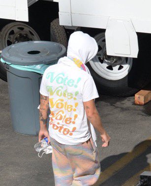 Every Harry Styles set photo we have gotten to date a very long but needed thread