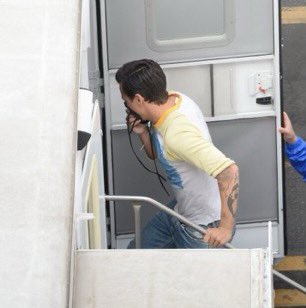 Every Harry Styles set photo we have gotten to date a very long but needed thread