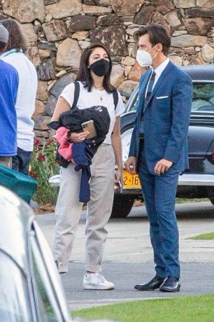 Every Harry Styles set photo we have gotten to date a very long but needed thread