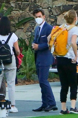 Every Harry Styles set photo we have gotten to date a very long but needed thread