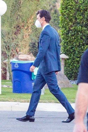 Every Harry Styles set photo we have gotten to date a very long but needed thread