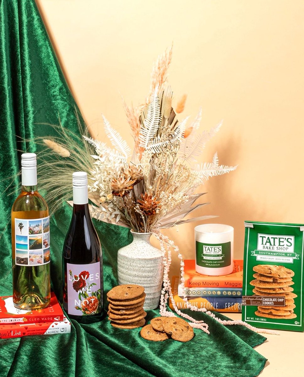 This #ValentinesDay, we’ve partnered with 3 brands that we ❤️ to give you a chance to win all of the necessities you need for a cozy Valentine's Day-in! 

Enter here: instagram.com/p/CK4MuonsYYJ/…