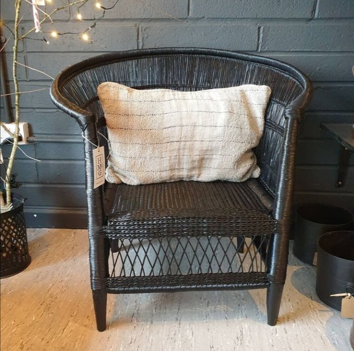 house_mcgrath's tweet photo. Beautifully handwoven chairs by extremely talented craftspeople in a Malawi. We have single and double chairs in natural and single chairs only black | Sustainable Living | Sustainable Furniture #malawichairs #sustainablefurniture #housemcgrath https://t.co/WTDt4t1CFh