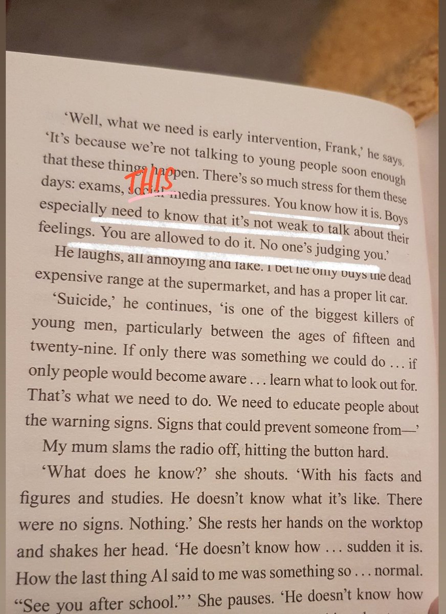 All #children and #youngpeople need to know that #ItsOkToTalk 👌 especially #boys! 

Extract from 'And The Stars
Were Burning Brightly' by #DanielleJawando 

#ChildrensMentalHealthWeek #CMHW2021 #ExpressYourself