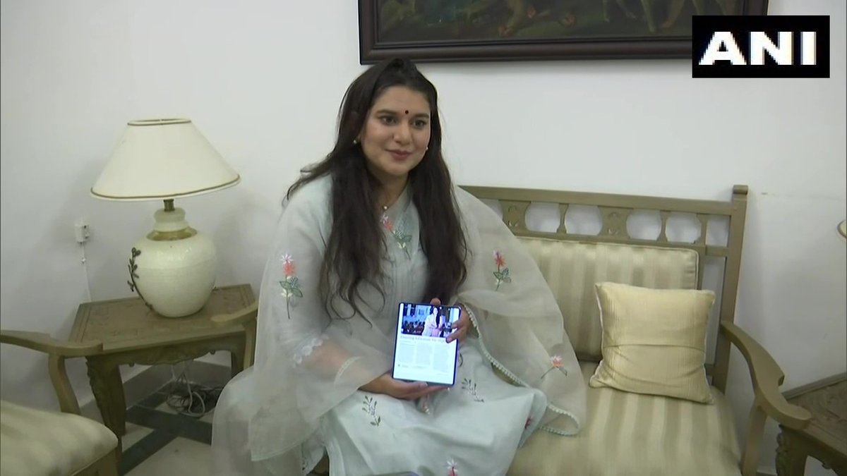 ANINewsUP's tweet photo. Lucknow based lawyer Poulomi Shukla features in Forbes' 'India 30 under 30, 2021 list' for her work in educating orphans

"I found my passion meeting children orphaned by Bhuj earthquake. I want to highlight their plight more by my recognition as they don't have voice," she says https://t.co/fQpaUrKJxb