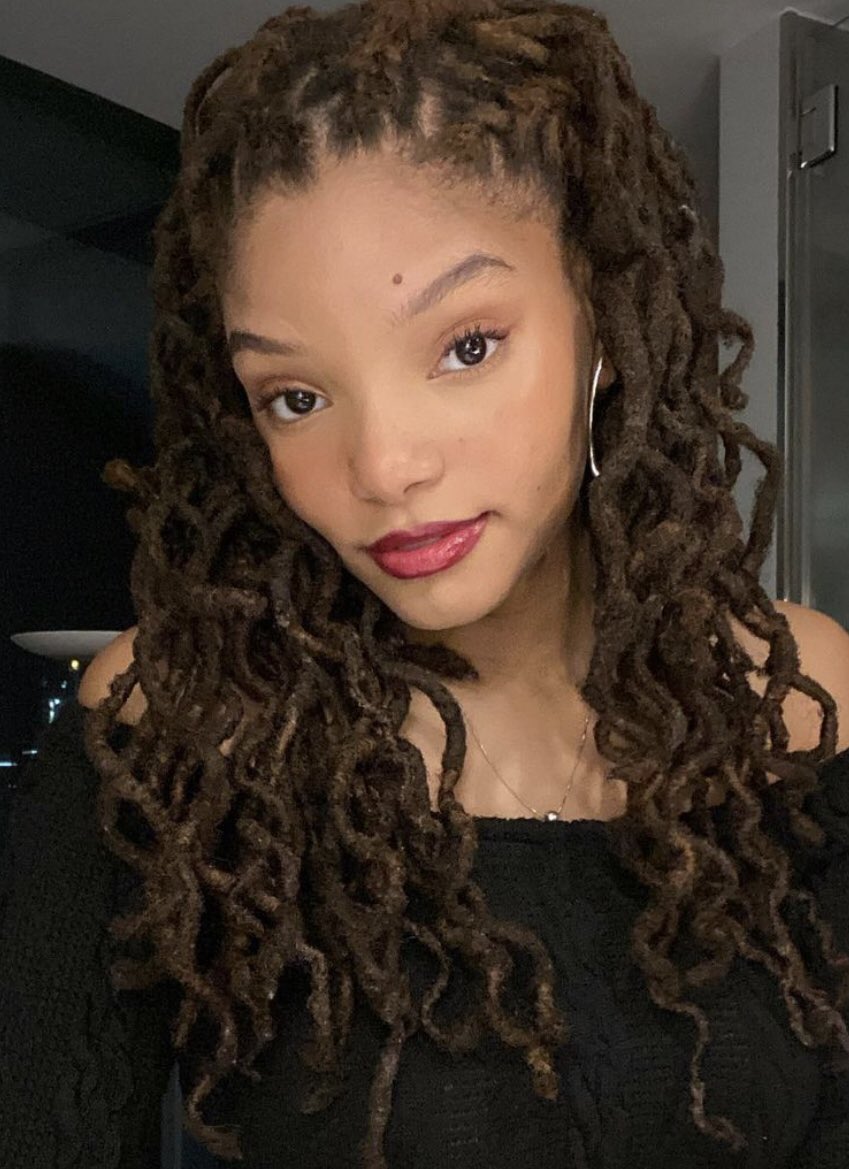 shaimonique824's tweet photo. So @4everBrandy is @chloexhalle Halle gonna play you in a biopic or NAH?!? I feel like it’s a no brainer... https://t.co/ucjOl4kNTo