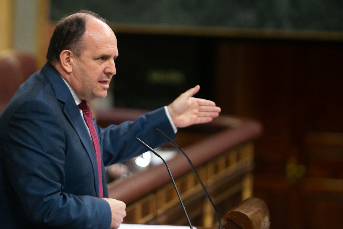 Hoy en pleno <a href="/Congreso_Es/">Congreso</a> defendí la necesidad de  “una regulación de bomberos en nuestro país como servicio esencial, dentro del marco de la Protección Civil”

Os dejo la intervención completa 

👇👇👇👇👇

youtu.be/-qBMJ7pyffk

Y la nota de prensa 

psoesegovia.es/jose-luis-acev…