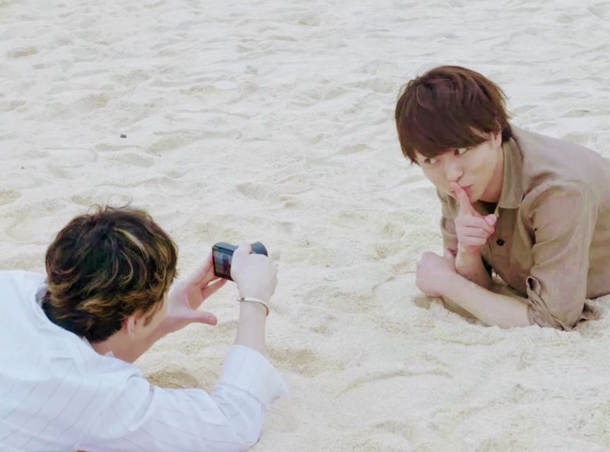 Ep 16: Ep 17: some cute photoshoot at the beach and some serious talk at rehearsals 