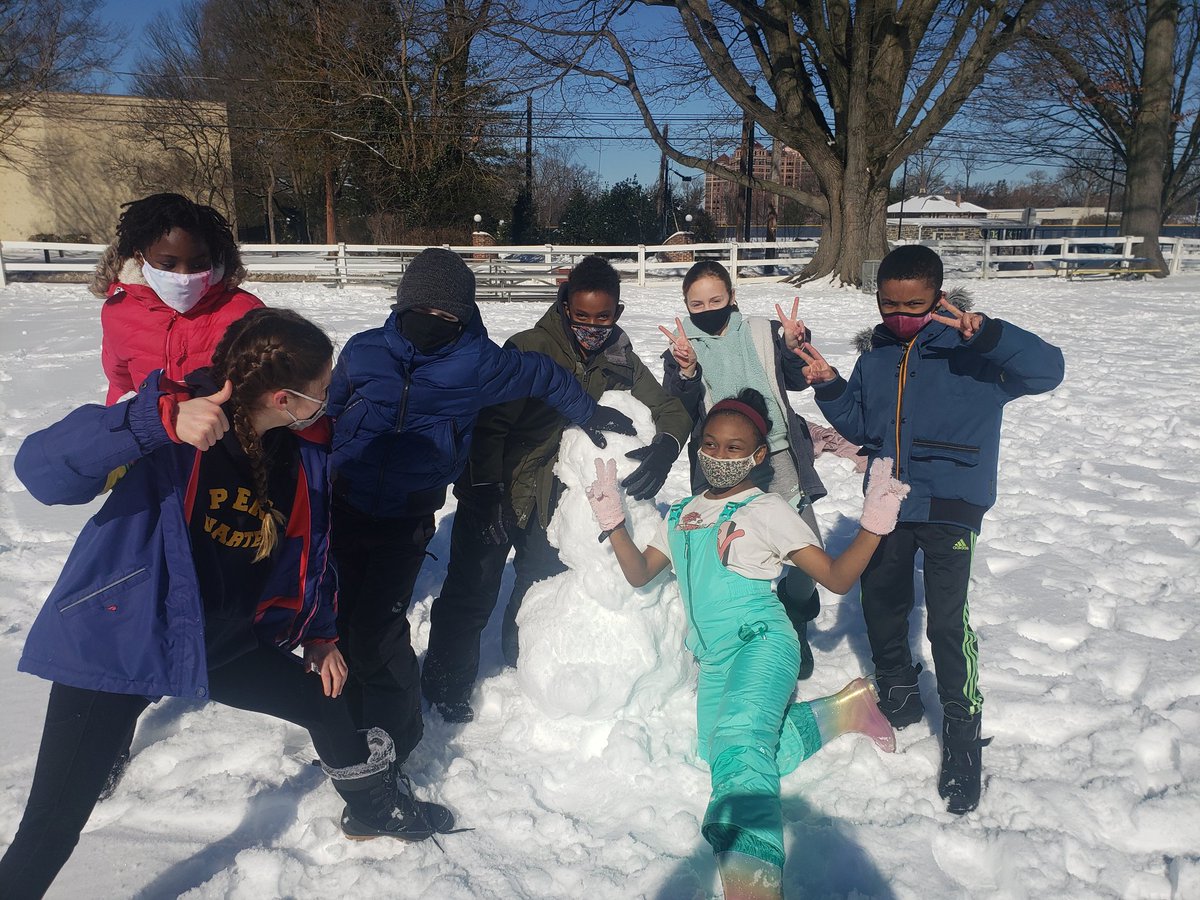 5th Grade News tweet media