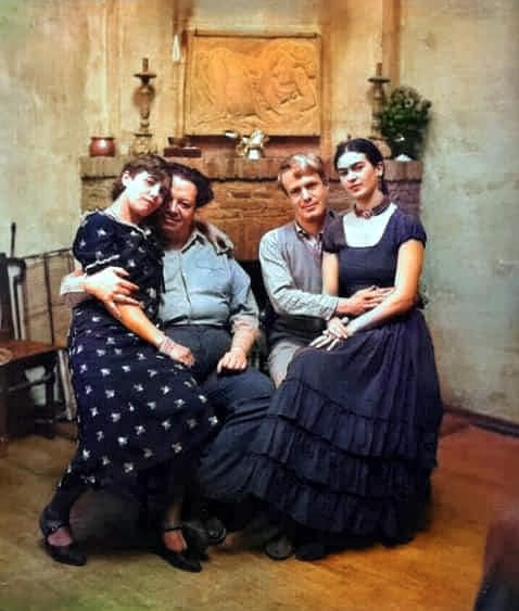 🔴Dos iconos de nuestra alcaldía #Coyoacán F&amp;D <a href="/culturacoyoacan/">Cultura Coyoacán</a> <a href="/GuiaCoyoacan/">Guía Coyoacán</a> <a href="/coyoacantips/">Coyoacan Tips La Guia</a> <a href="/centrodecoyo/">Centro de Coyoacán</a>